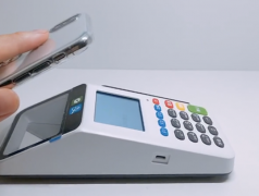 拉卡拉刷卡机可以刷自己的信用卡吗